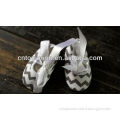 wholesale baby/infant/ Toddlers chevron crib shoes with ribbon bow